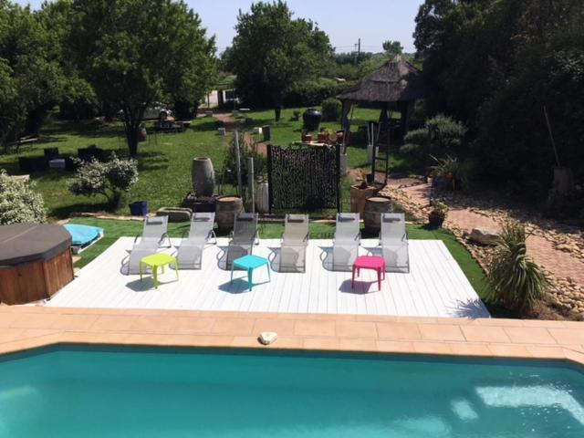 Esprit D'Ailleurs Baillargues Exterior foto